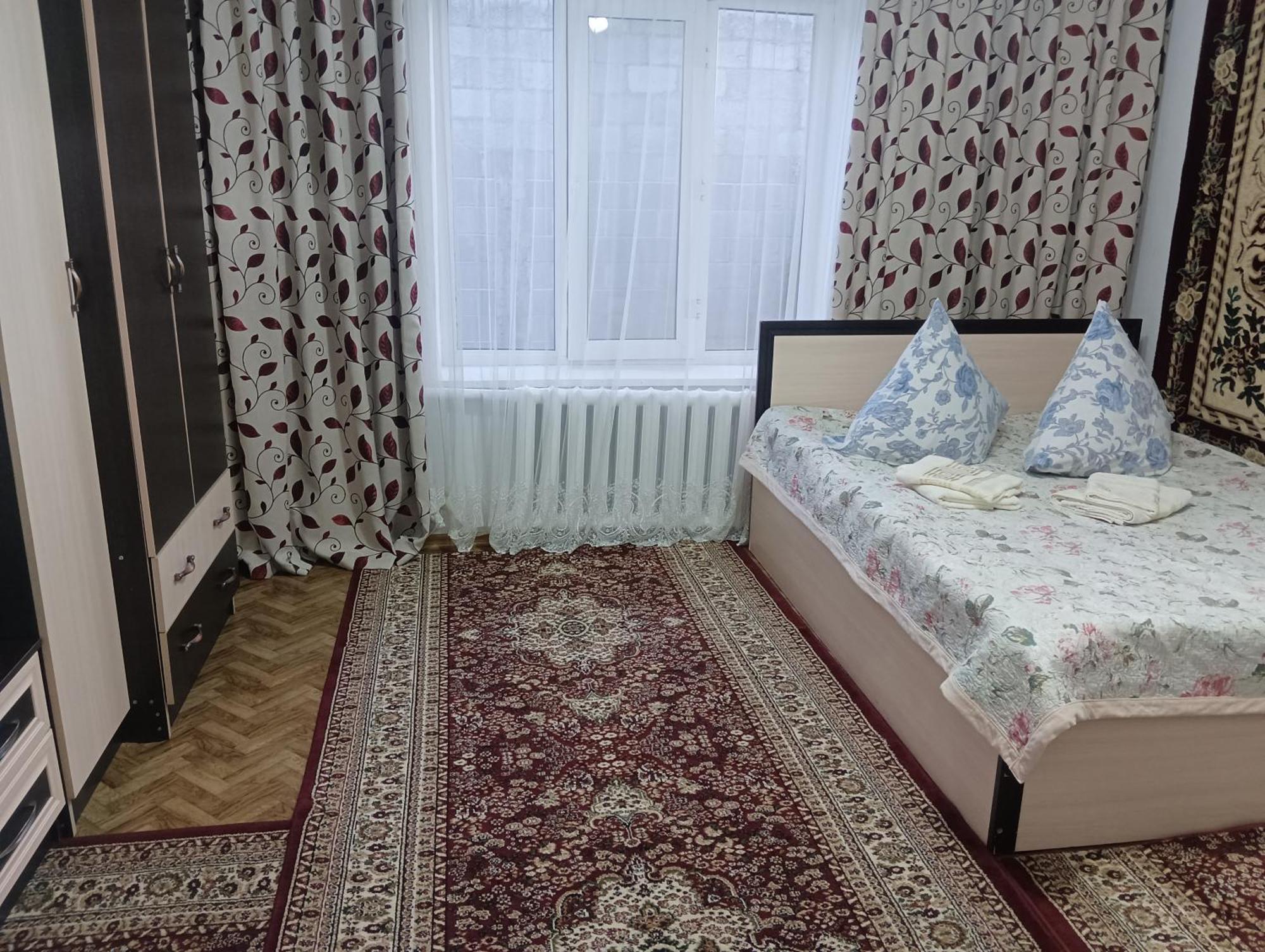 Guest House Lola Kochkor Ngoại thất bức ảnh