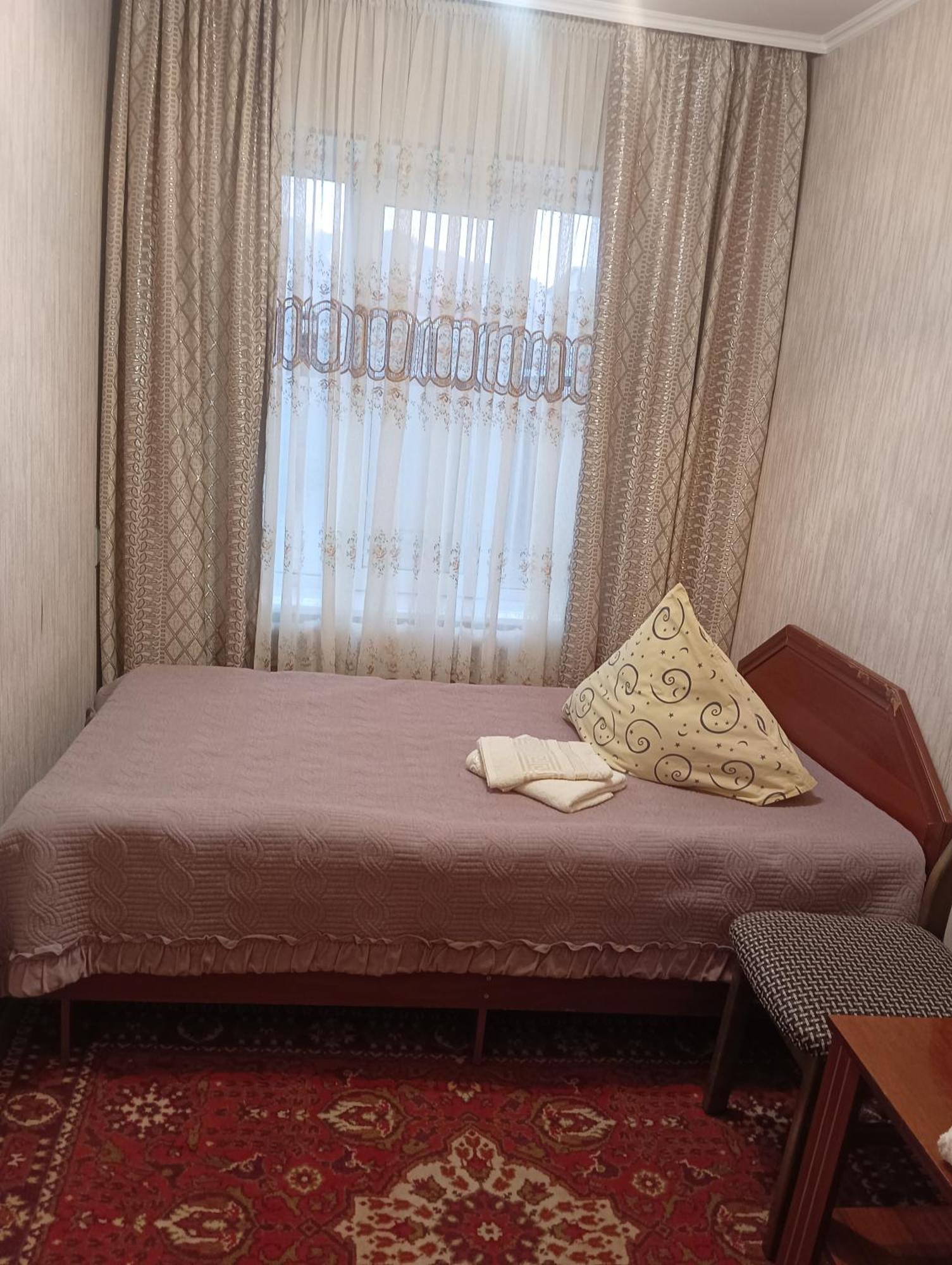 Guest House Lola Kochkor Ngoại thất bức ảnh